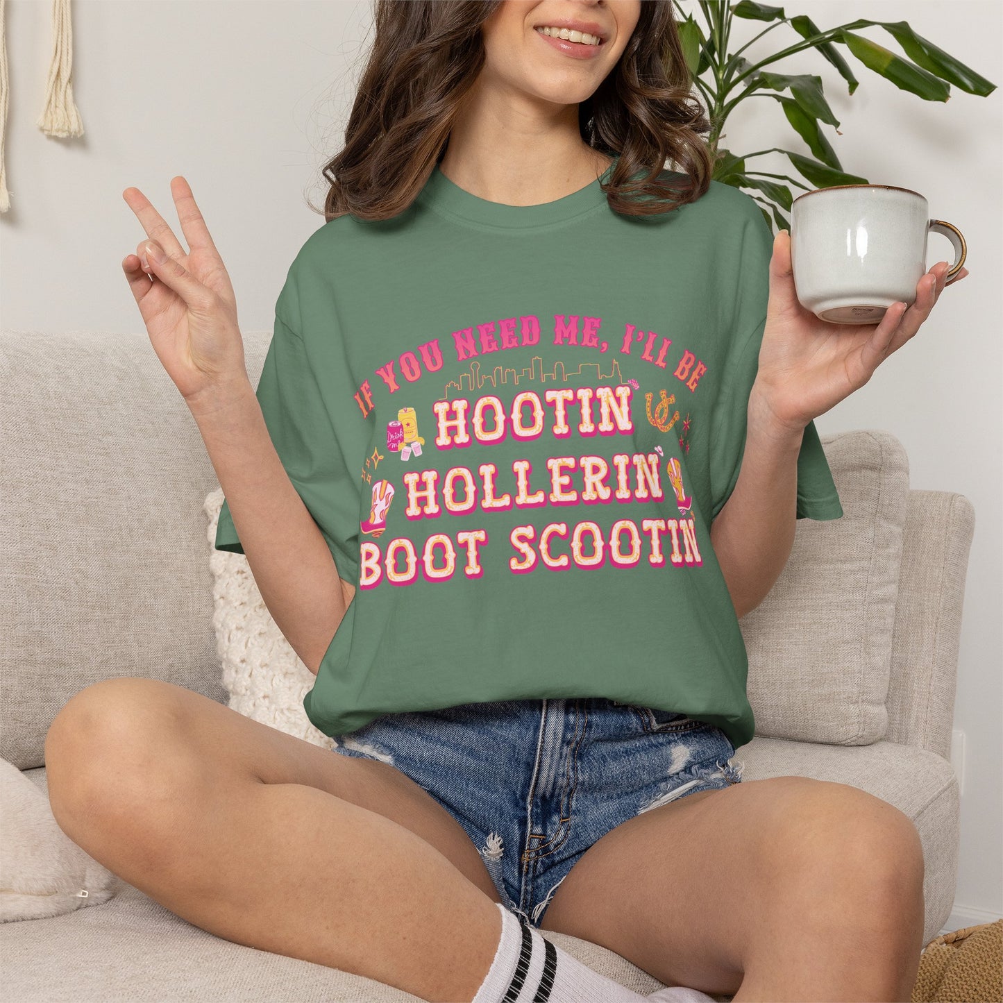 Nashville Skyline - Hootin' Hollerin' Boot Scootin' T-Shirt